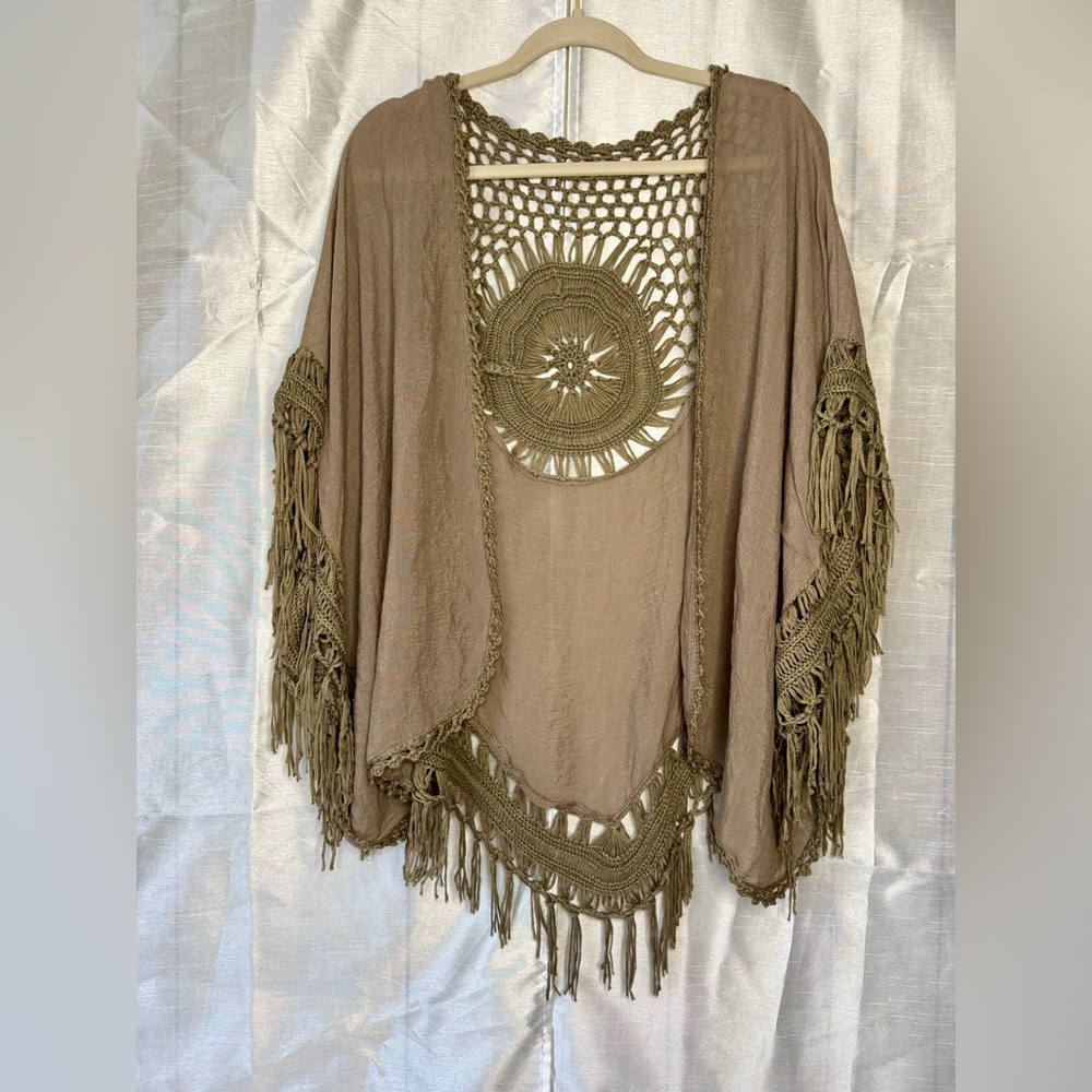 Unbranded shawl